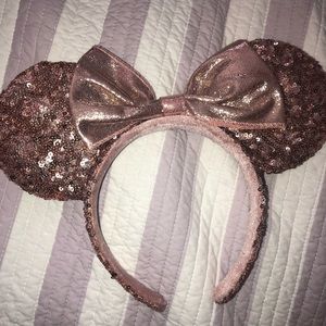 rose gold mickey mouse disney ears !!